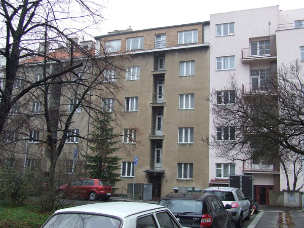 Studie: rekonstrukce bytového domu Kouřimská, Praha 3 - Vinohrady_2